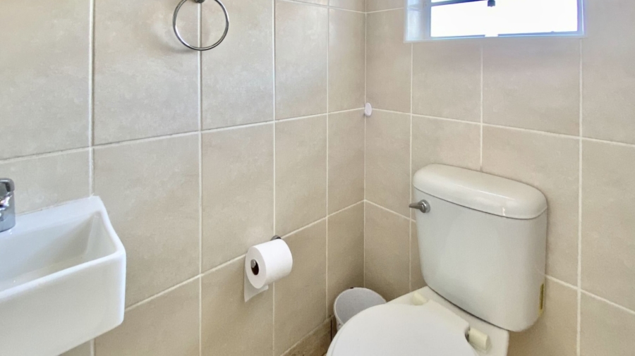 3 Bedroom Property for Sale in Laaiplek Western Cape